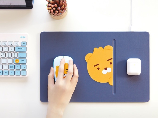 슬기로운 데스크생활, 고속무선충전 패드